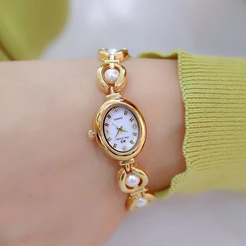 מותג יוקרה שעונים לנשים אופנה פנינה צמיד קוורץ שעונים נשים שמלת שעוני יד שעון אלגנטי